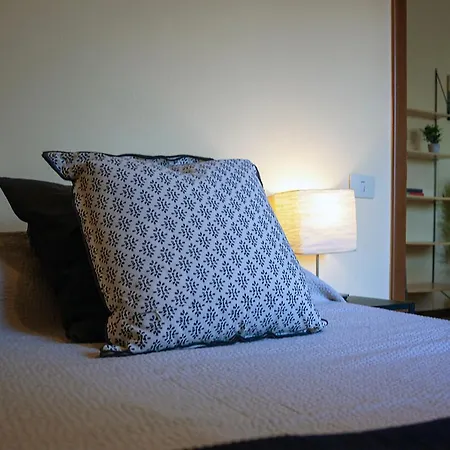 Shakira Apartamento Parma