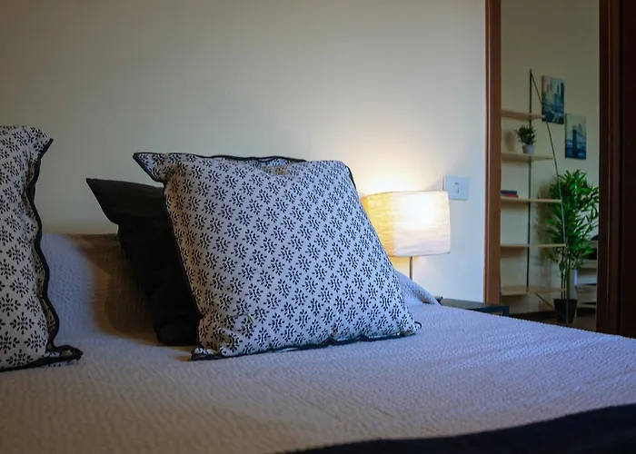 Shakira Apartament Parma