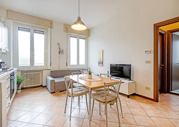 Shakira Apartament *